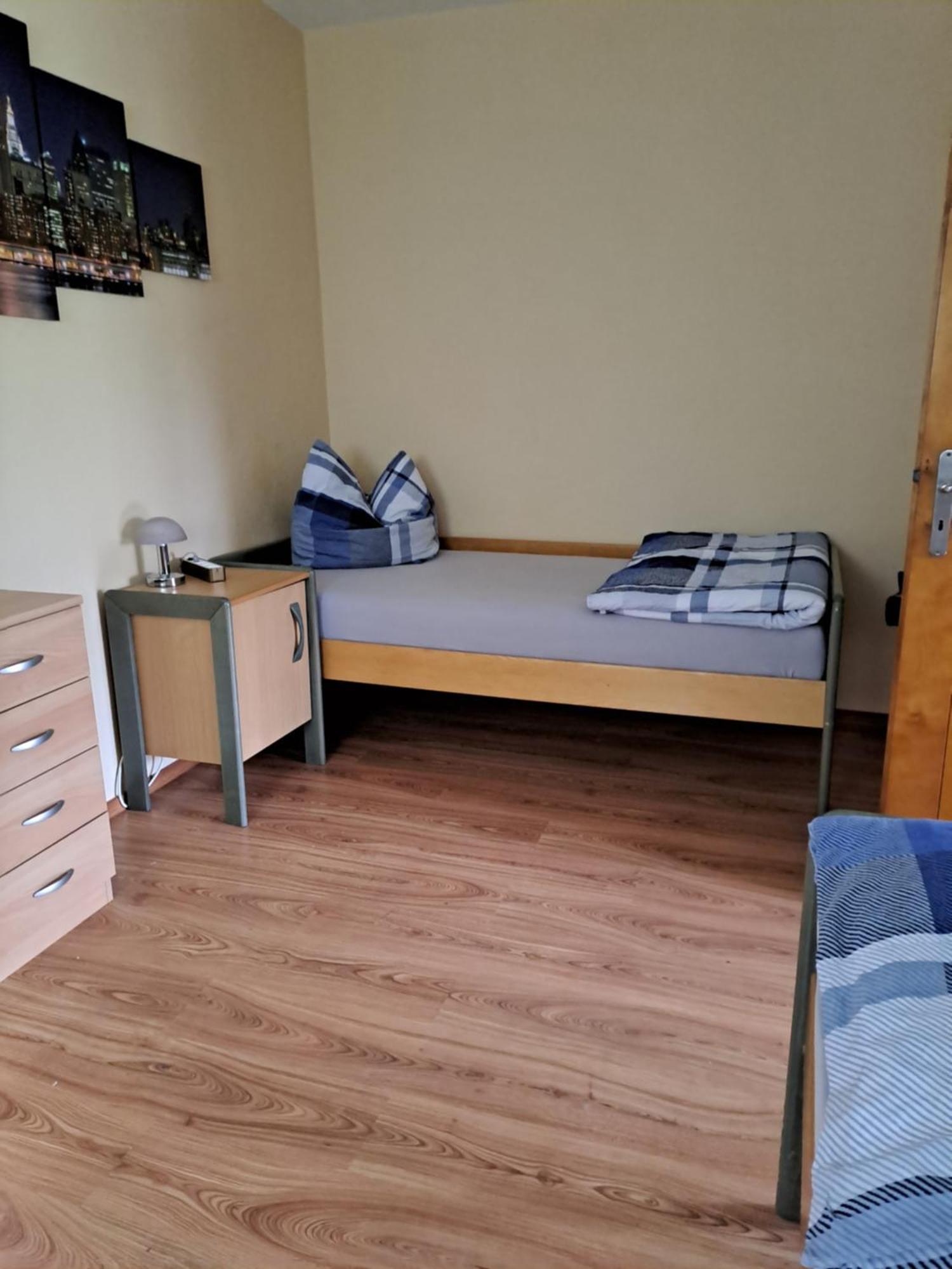 Monteur- und Ferienwohnung im Obergeschoss und Dachgeschoss - Familie Weber Bockendorf Exterior foto